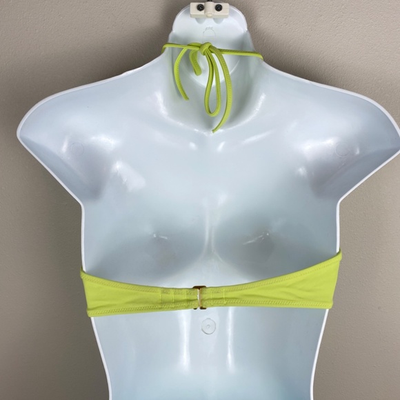 Victoria's Secret Bikini - Size Medium - Picture 3 of 8